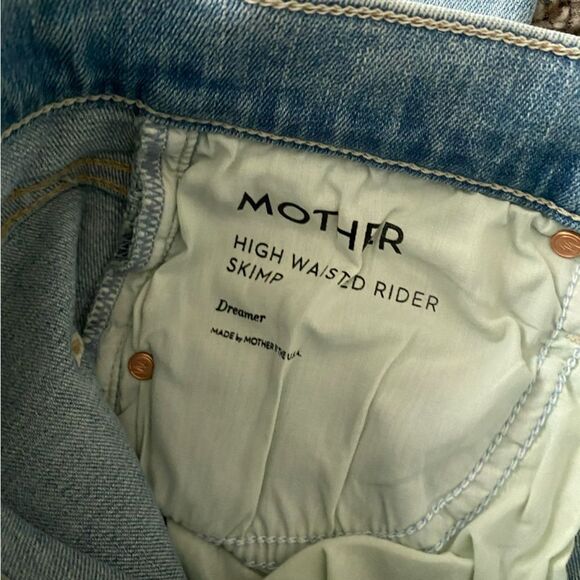MOTHER High Waisted Rider Skimp Straight Leg Distressed Denim Jeans in Dreamer - Picture 9 of 12